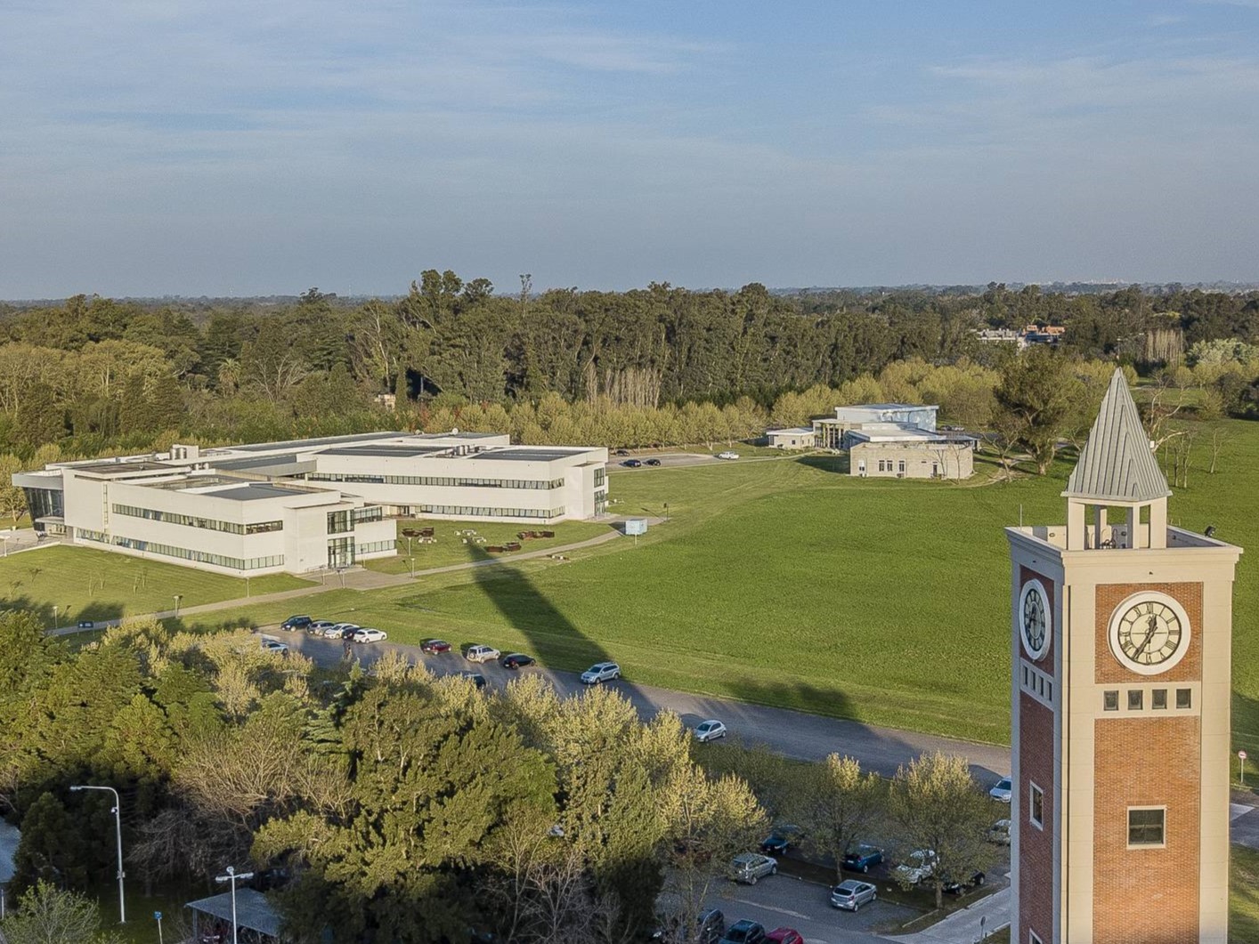 An overhead view of Austral University campus