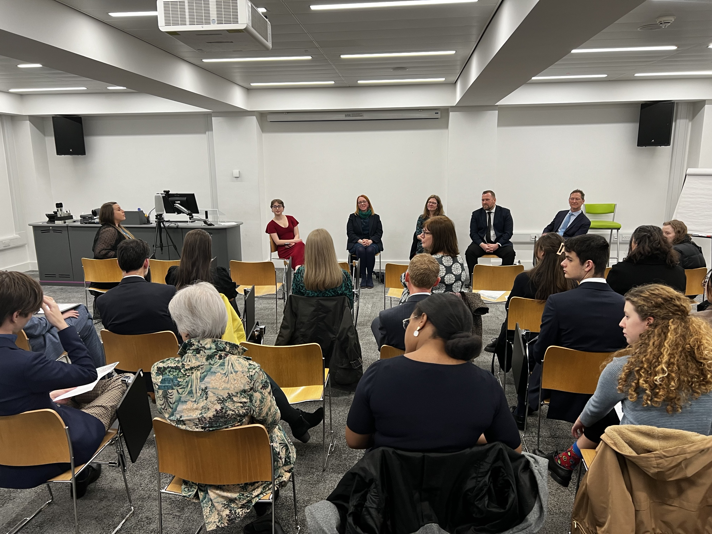 This is the image alt text