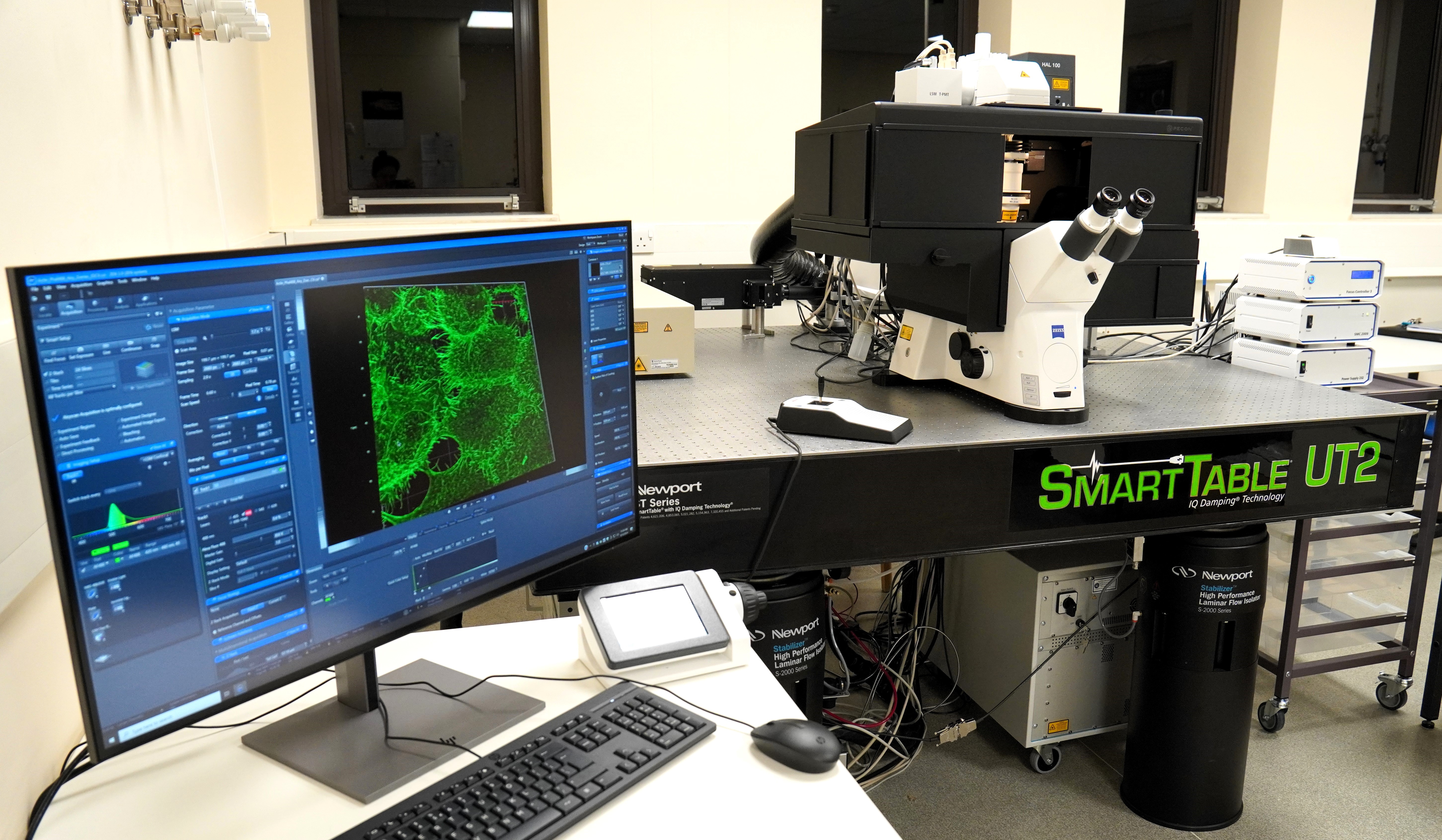 Confocal microscope